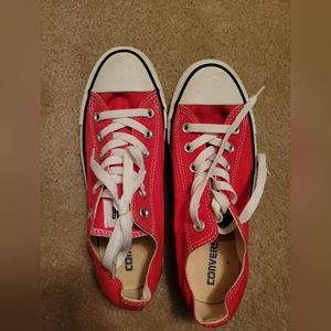 Converse womens 8 hot pink low top shoes